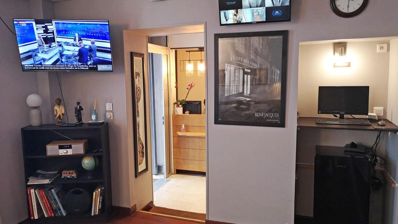 Hotel Hippodrome Париж Екстериор снимка