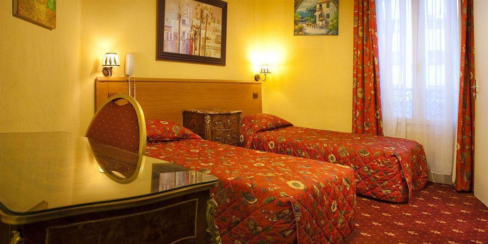 Hotel Hippodrome Париж Екстериор снимка