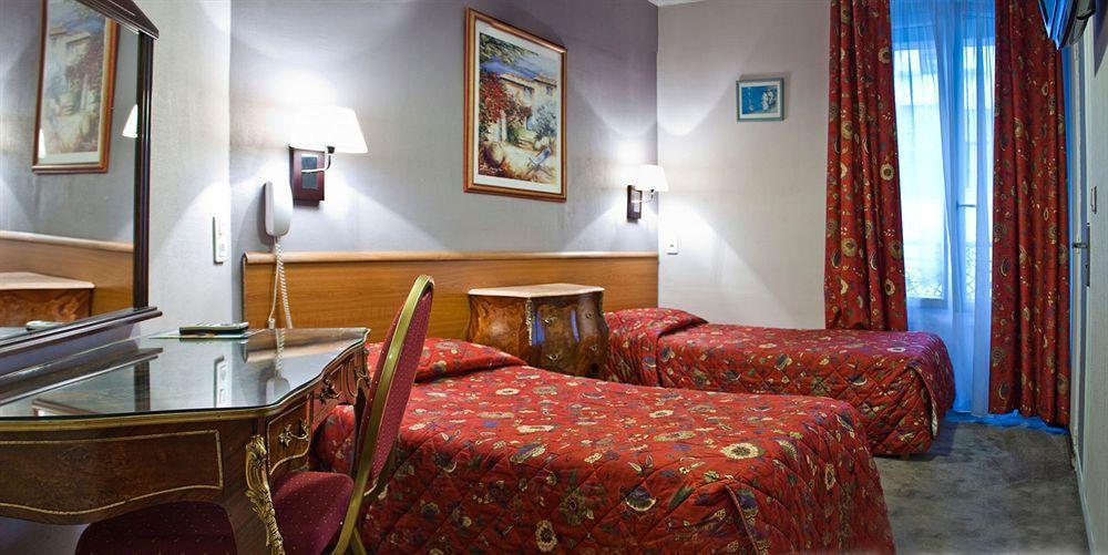 Hotel Hippodrome Париж Екстериор снимка